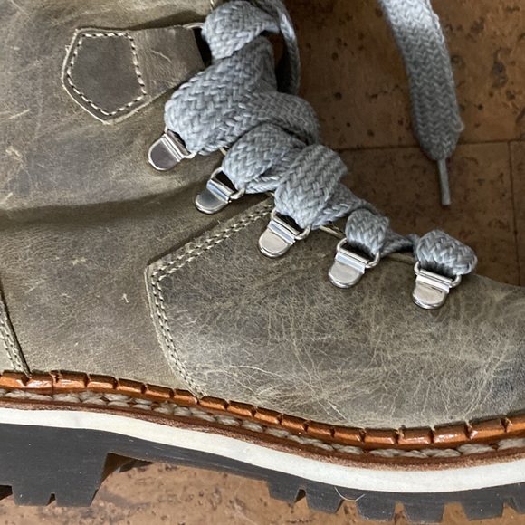 NEW!!! Women’s Lace up Boots, Combat, Winter Faux fur! Fully lined Size 7 - Picture 13 of 16